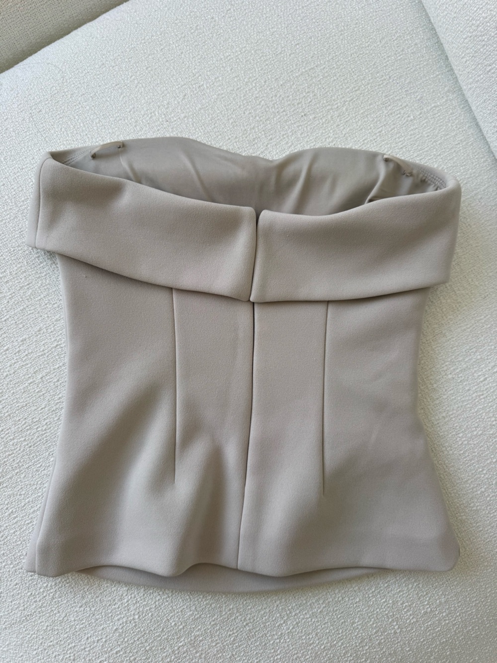 Aritzia Babaton Eyecatcher Strapless Tube Top in Beige Size XS - Picture 10 of 12